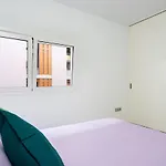 Apartment Home2book Chic & Stylish Rosalia